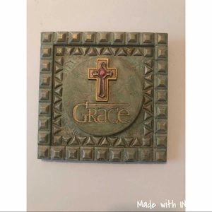 Grace Sign